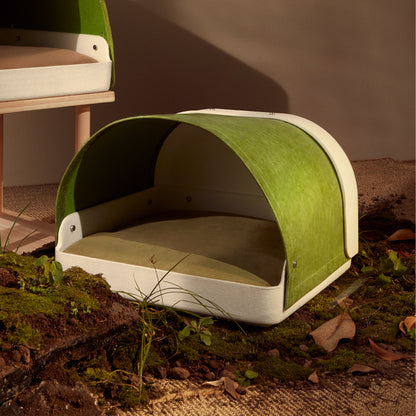 Half circle sleeping pod